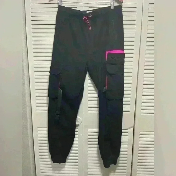 Fashion Nova Men's Black and Pink Joggers-Tracksuits Size L - Picture 3 of 8